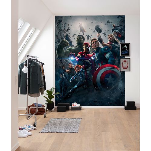 Komar Fotobehang Avengers Vs Ultron